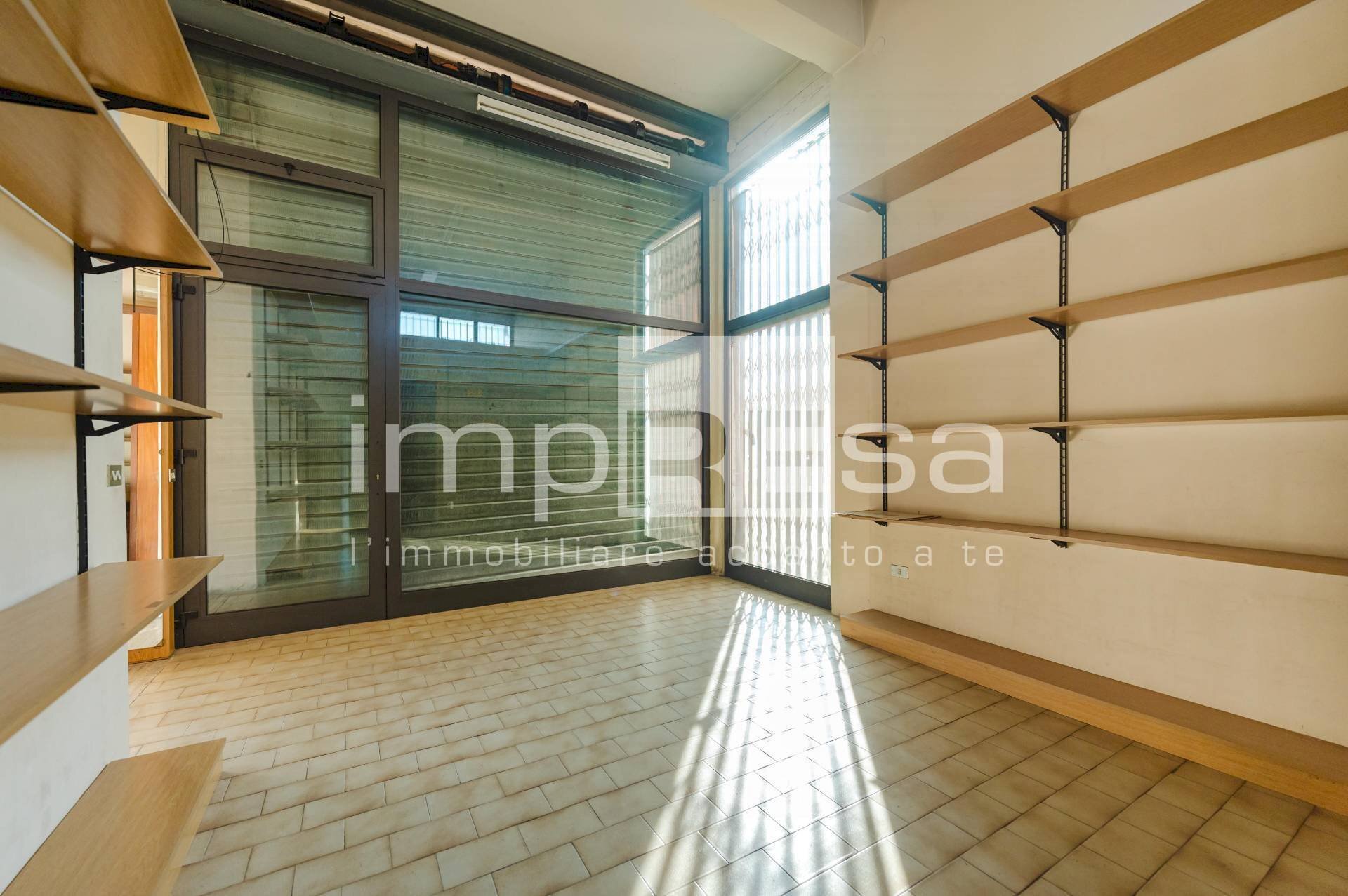 Foto 1 - Negozio via Emilia
 
11 e 13, Treviso - foto 1