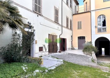 Foto 2 - Casa indipendente Piazza Decio Rubini, Nereto - foto 2