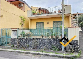Foto 1 - Villa Via Peschiera, Catania - foto 1
