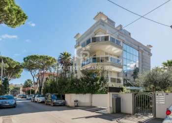Foto 46 - Trilocale Viale Cavour
 
25, Riccione - foto 46