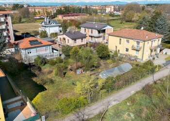 Casa all\'aperto - Building land Via dei Pioppi, Busto Arsizio - photo 1
