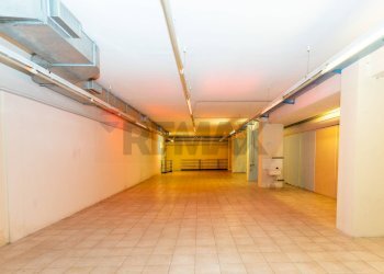 Parcheggio - Locale Commerciale Piazza Ernesto De Angeli
 
1, Milano - foto 22