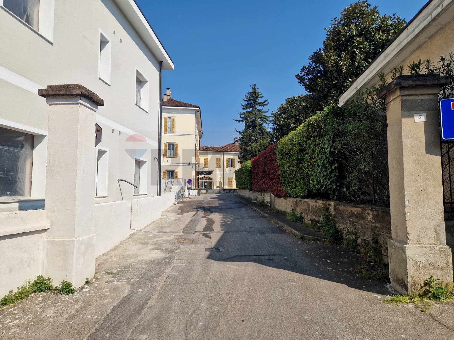 Via Accesso carrabile - Three-room apartment Via Cittadella
 
5, Gessate - photo 2