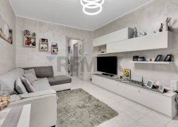 Soggiorno - Appartamento Via Pio la Torre
 
2, Pioltello - foto 3