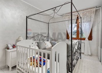 Camera / camera da letto - Appartamento Via Pio la Torre
 
2, Pioltello - foto 10