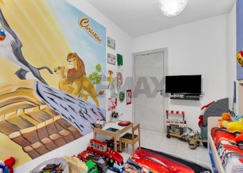 Camera / camera da letto - Appartamento Via Pio la Torre
 
2, Pioltello - foto 19