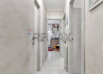 Hall / corridoio - Appartamento Via Pio la Torre
 
2, Pioltello - foto 23