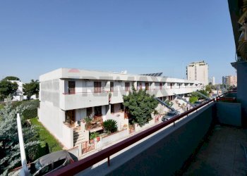 Balcone - Terraced Villa Via Conte Girolamo Giusso
19, Bari - photo 28