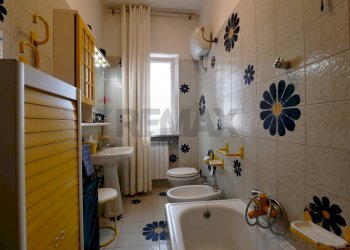 Bagno - Terraced Villa Via Conte Girolamo Giusso
19, Bari - photo 29