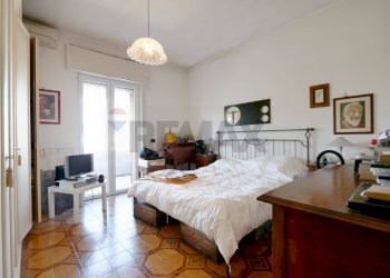 Camera / camera da letto - Terraced Villa Via Conte Girolamo Giusso
19, Bari - photo 32