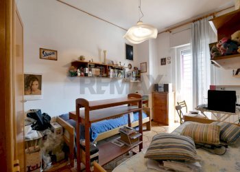 Camera / camera da letto - Terraced Villa Via Conte Girolamo Giusso
19, Bari - photo 34