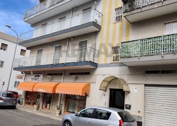 Edificio all\'aperto - Appartamento Via Adige
 
10, Casamassima - foto 1