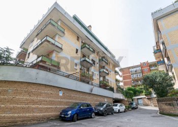 Edificio all\'aperto - Appartamento Via Cassia
 
1004, Roma - foto 25