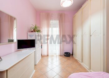 Camera / camera da letto - Three-room apartment VIA ALFREDO CASELLA
 
4, Mentana - photo 12