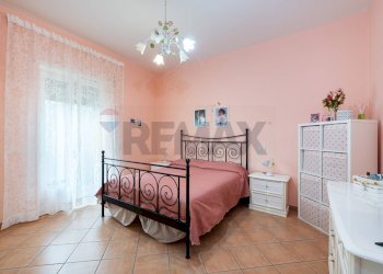 Camera / camera da letto - Three-room apartment VIA ALFREDO CASELLA
 
4, Mentana - photo 14