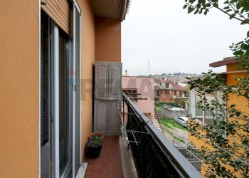 Balcone - Three-room apartment VIA ALFREDO CASELLA
 
4, Mentana - photo 19