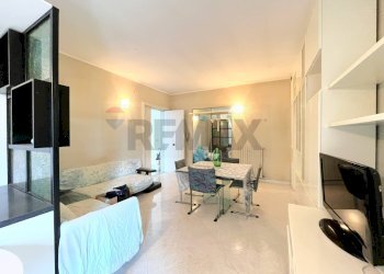 Sala da pranzo - Trilocale Via Gaetano Ferraioli
 
80, San Giuseppe Vesuviano - foto 5