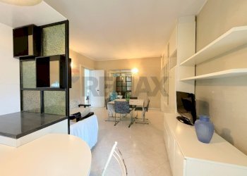 Sala da pranzo - Trilocale Via Gaetano Ferraioli
 
80, San Giuseppe Vesuviano - foto 7