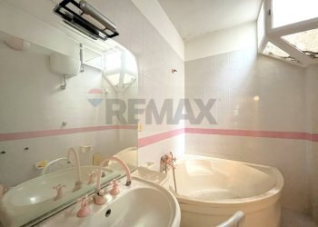 Bagno - Trilocale Via Gaetano Ferraioli
 
80, San Giuseppe Vesuviano - foto 12