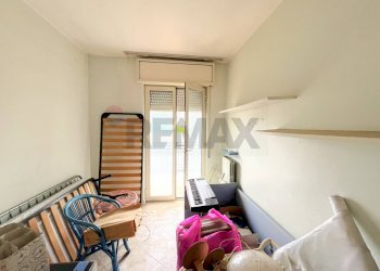 Camera / camera da letto - Trilocale Via Gaetano Ferraioli
 
80, San Giuseppe Vesuviano - foto 15