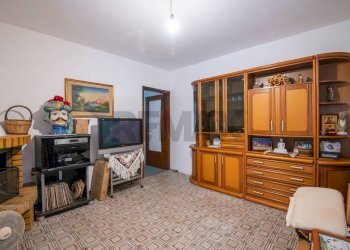 Soggiorno - Casa indipendente Contrada Commenda/Villaggio Corvacchio
 
snc, Caltagirone - foto 2