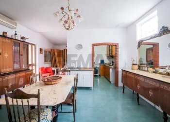 Sala da pranzo - Casa indipendente Contrada Commenda/Villaggio Corvacchio
 
snc, Caltagirone - foto 14