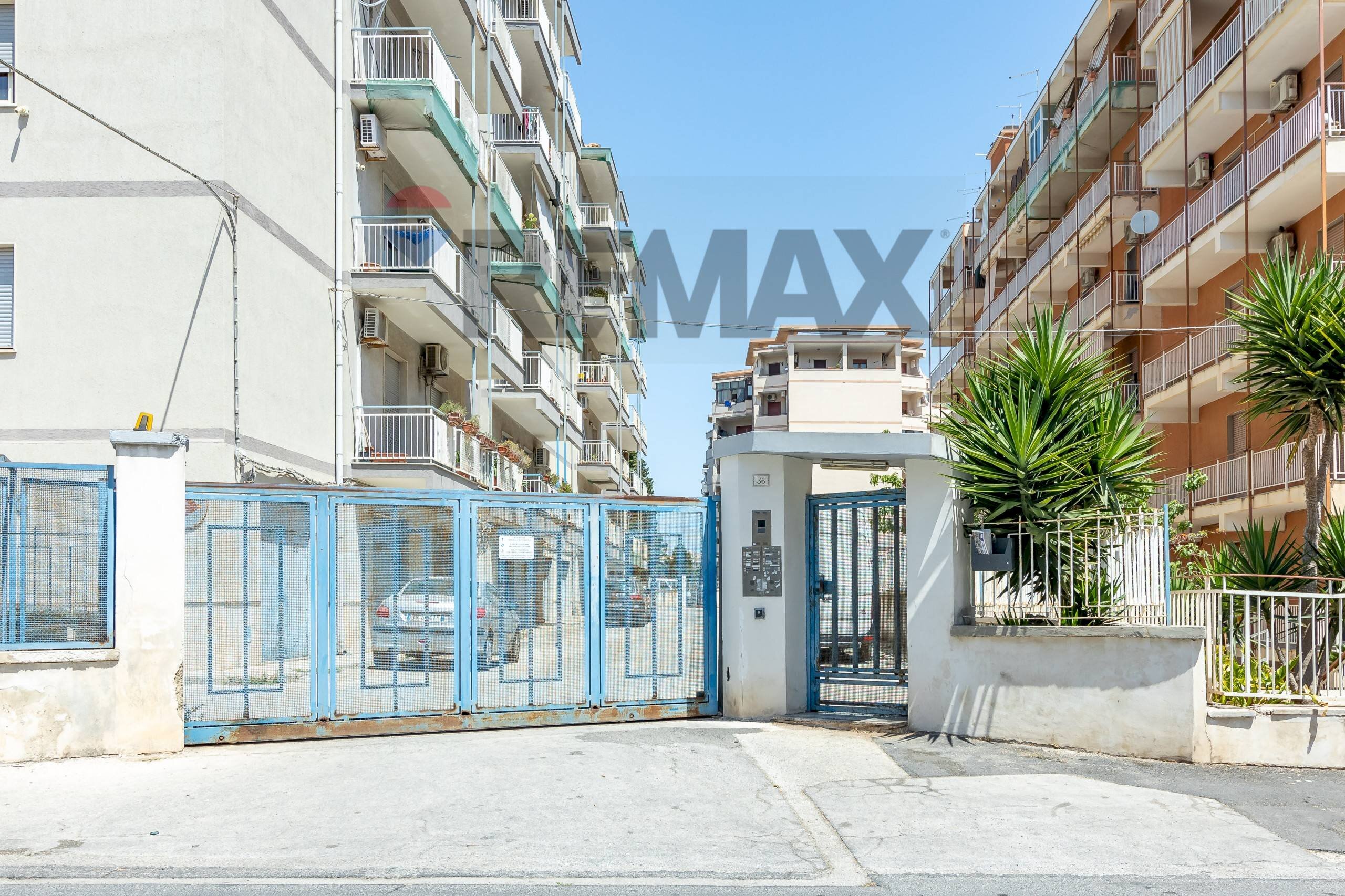 Edificio all\'aperto - Appartamento Viale Epipoli
 
36, Siracusa - foto 1