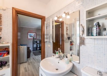 Bagno - Casa indipendente Via Volta Libertini
 
26, Caltagirone - foto 7