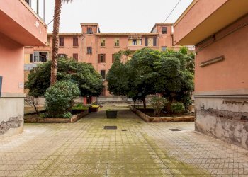 Edificio all\'aperto - Three-room apartment Via Giovanni Lavaggi
 
12, Catania - photo 4
