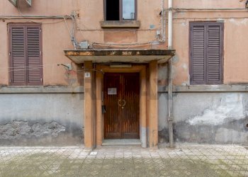 Edificio all\'aperto - Three-room apartment Via Giovanni Lavaggi
 
12, Catania - photo 8