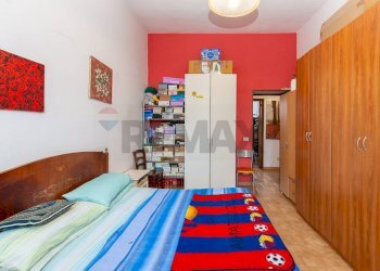 Camera / camera da letto - Three-room apartment Via Giovanni Lavaggi
 
12, Catania - photo 23
