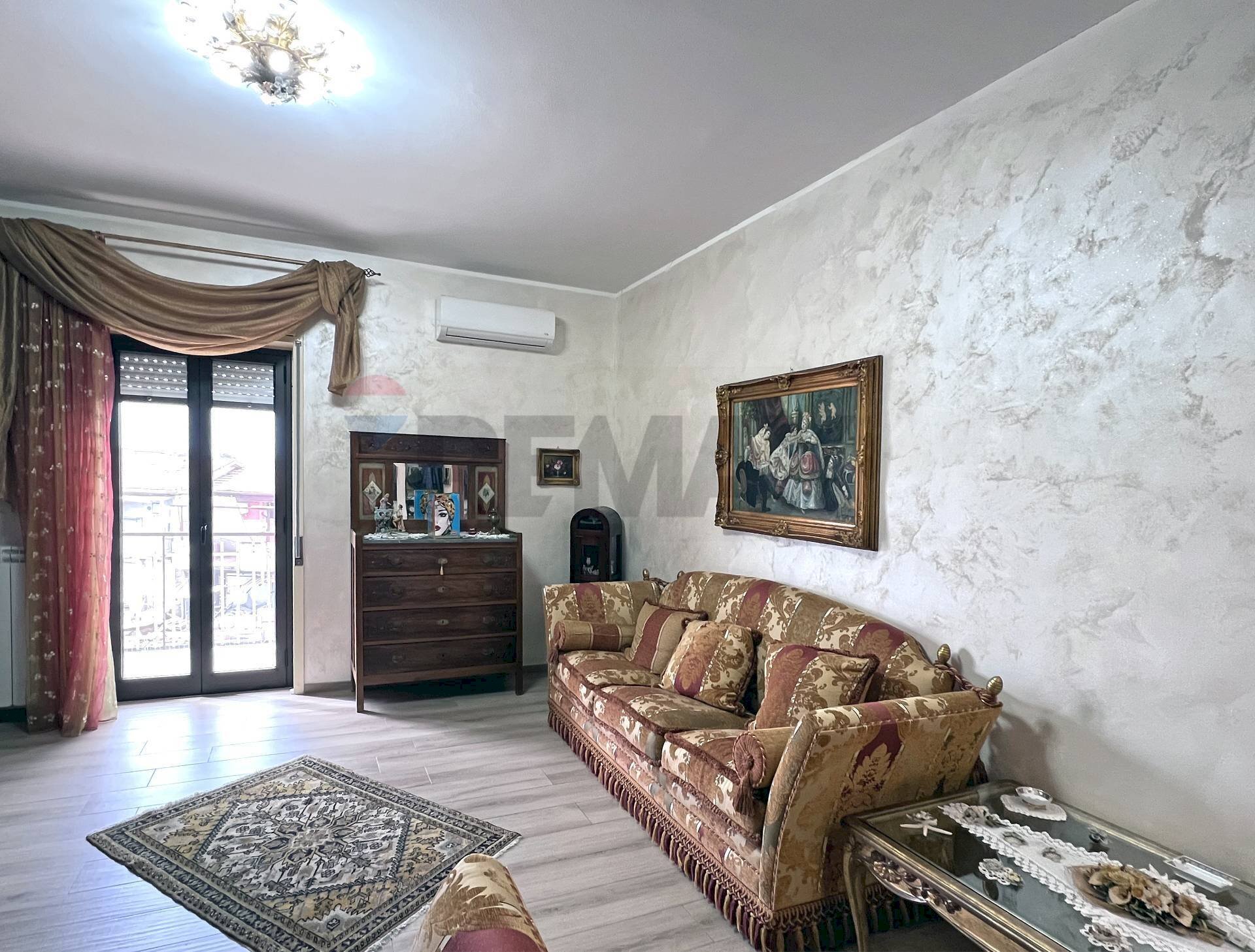 Soggiorno - Appartamento VIA GALERMO
 
228, Catania - foto 3