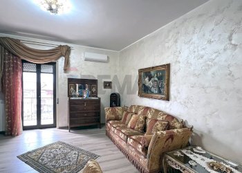 Soggiorno - Appartamento VIA GALERMO
 
228, Catania - foto 3