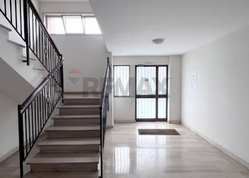 Scale - Appartamento VIA GALERMO
 
228, Catania - foto 33