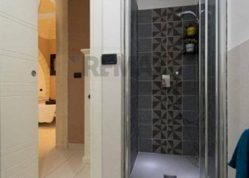 Bagno - Casa semi indipendente Via Caponegro Traversa VI
 
10, Avola - foto 7