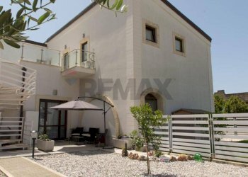 Casa all\'aperto - Casa semi indipendente Via Caponegro Traversa VI
 
10, Avola - foto 11