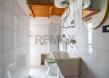 Bagno - Four-room apartment Viale Europa
 
85, San Gregorio di Catania - photo 14