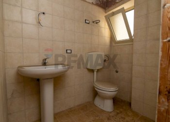 Bagno - Casa indipendente via Conte Alaimo
100, Lentini - foto 12