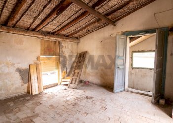 Stanza vuota - Casa indipendente via Conte Alaimo
100, Lentini - foto 26