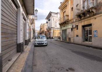 Edificio all\'aperto - Casa indipendente via Conte Alaimo
100, Lentini - foto 30