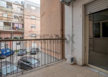 Balcone - Trilocale Viale Autonomia
 
81, Caltagirone - foto 14