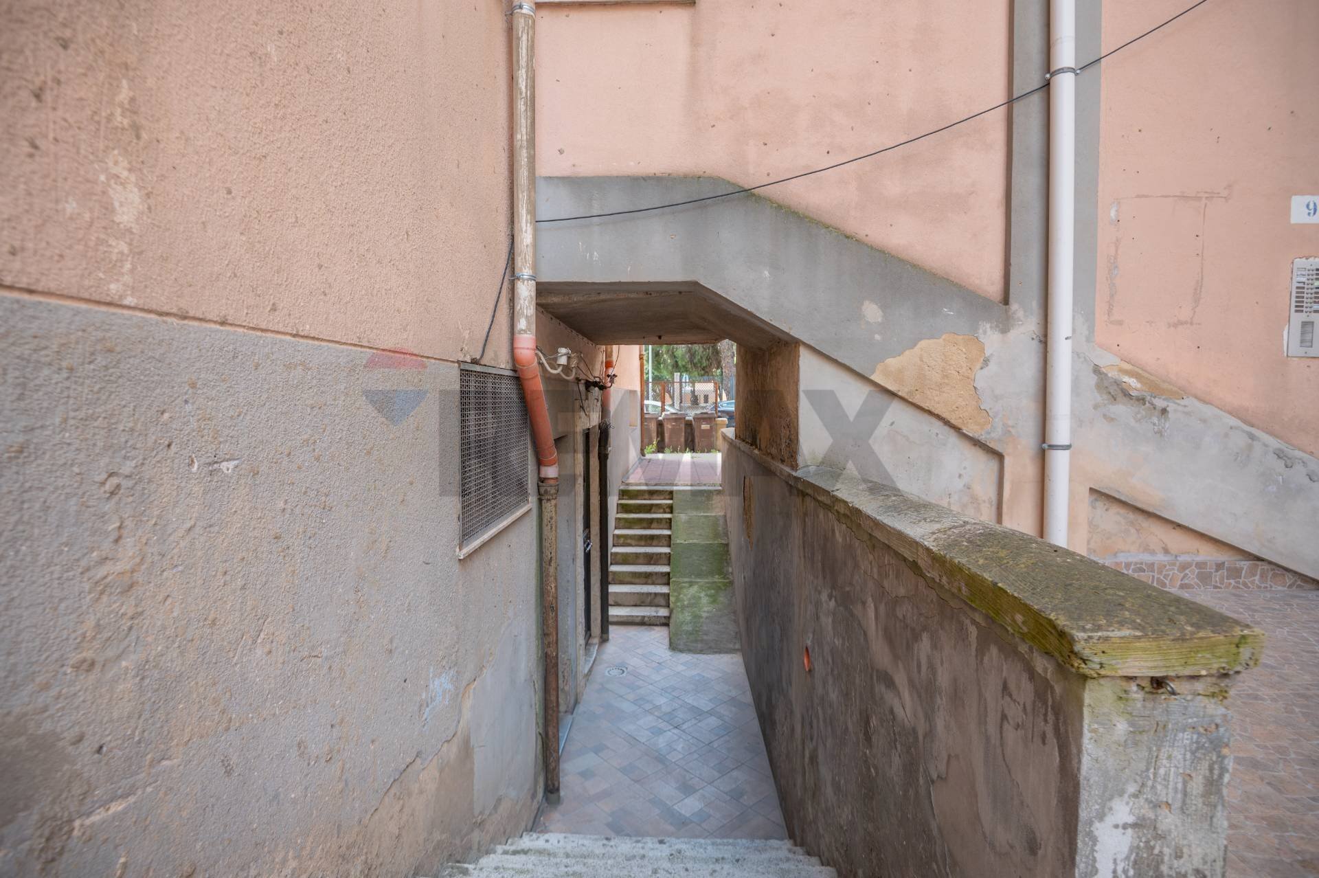 Edificio all\'aperto - Cellar / Attic Viale Autonomia
 
81, Caltagirone - photo 3