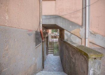 Edificio all\'aperto - Cellar / Attic Viale Autonomia
 
81, Caltagirone - photo 3