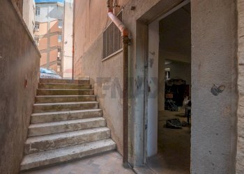 Scale - Cellar / Attic Viale Autonomia
 
81, Caltagirone - photo 4