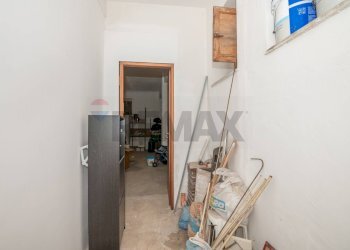 Hall / corridoio - Cellar / Attic Viale Autonomia
 
81, Caltagirone - photo 8