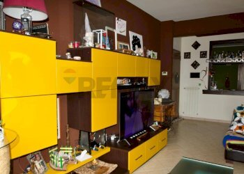 Soggiorno - Apartment Via Belgio
 
8, Bronte - photo 2