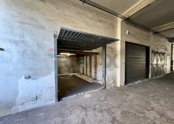 Parcheggio - Box Via Curia
157, Catania - foto 2