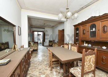 Sala da pranzo - Casa indipendente Via Guardia Stazzo
 
57, Acireale - foto 26
