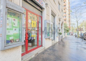 Edificio all\'aperto - Attività Commerciale via satrico
40, Roma - foto 4