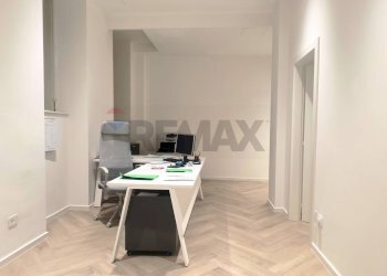 Ufficio - Office Via San Nicolo'
7, Trieste - photo 11